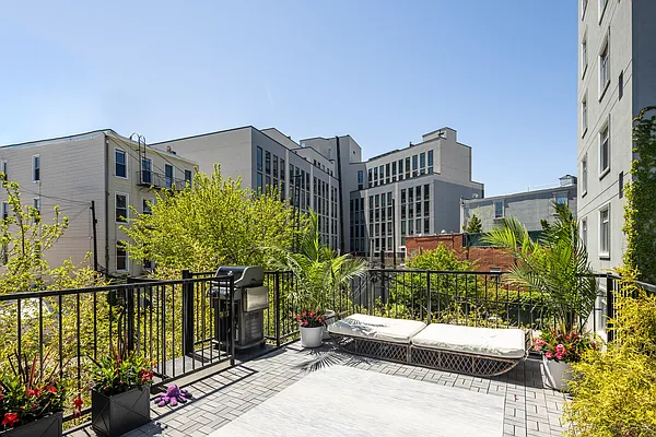 Sold by Compass | media 8