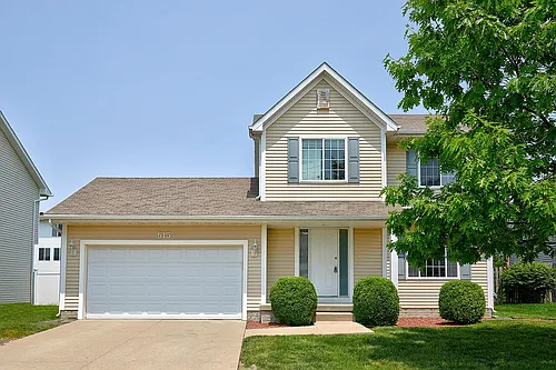 615 SE Prairie Park Ln Photo 1