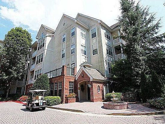 Property management office, clubhouse with access to gym n s