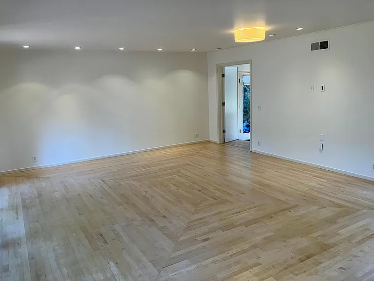 1660 Oak Ave — Photo 12