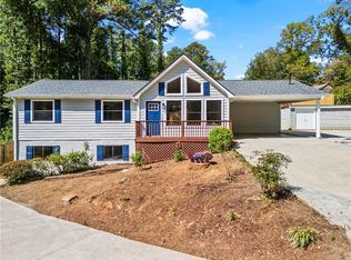 4943 Apple Valley Rd, Douglasville, GA 30135