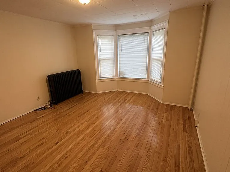 63 Langslow St — Photo 8