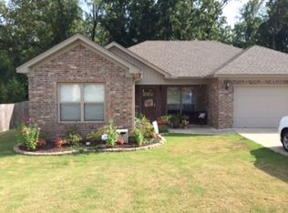 2523 Springhill Village Dr, Bryant, AR 72022