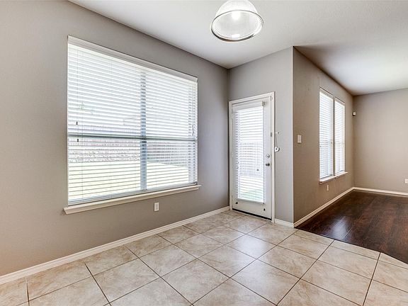 4th image of 2154 Stonebrook Ln