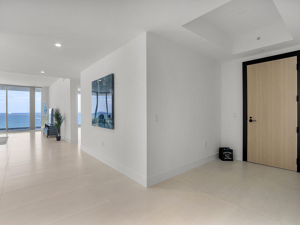 1st image of 151 N Seabreeze Boulevard N Unit 504