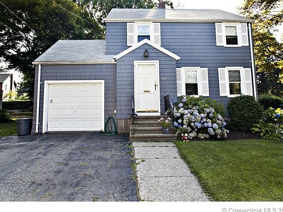 3rd image of 119 Lobdell Dr