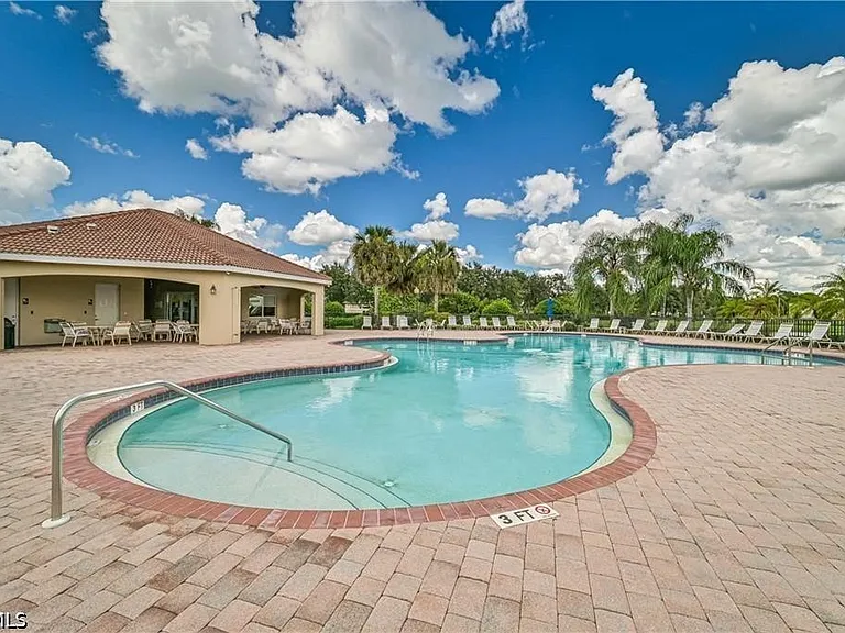 10507 Crossback Ln — Photo 3