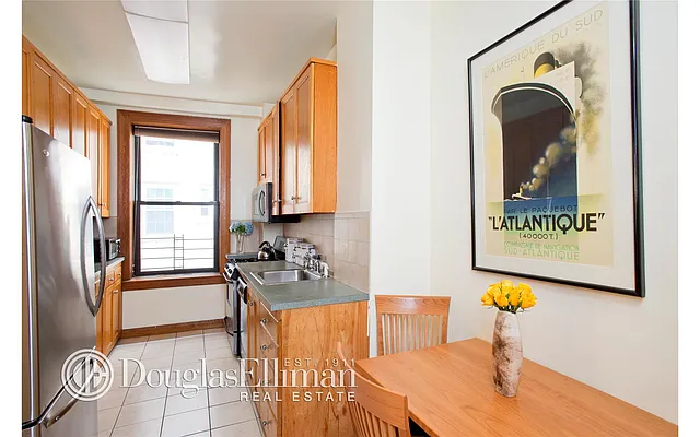 Sold by Douglas Elliman | media 19