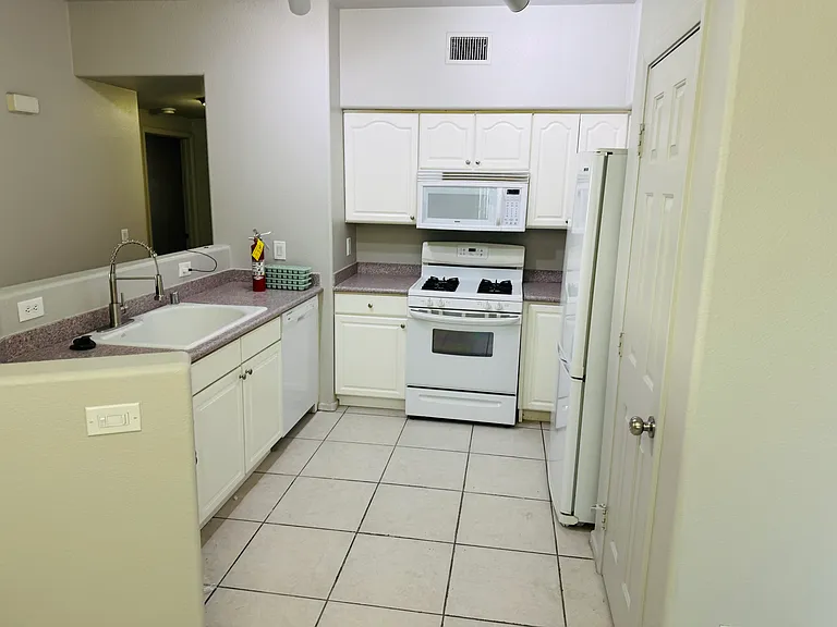 9303 Gilcrease Ave #1252 — Photo 1
