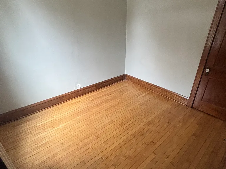 3403 Maple Ave #2 — Photo 10