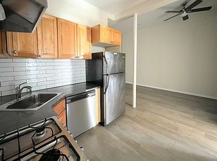 21-81 Steinway St #R1, Astoria, NY 11105