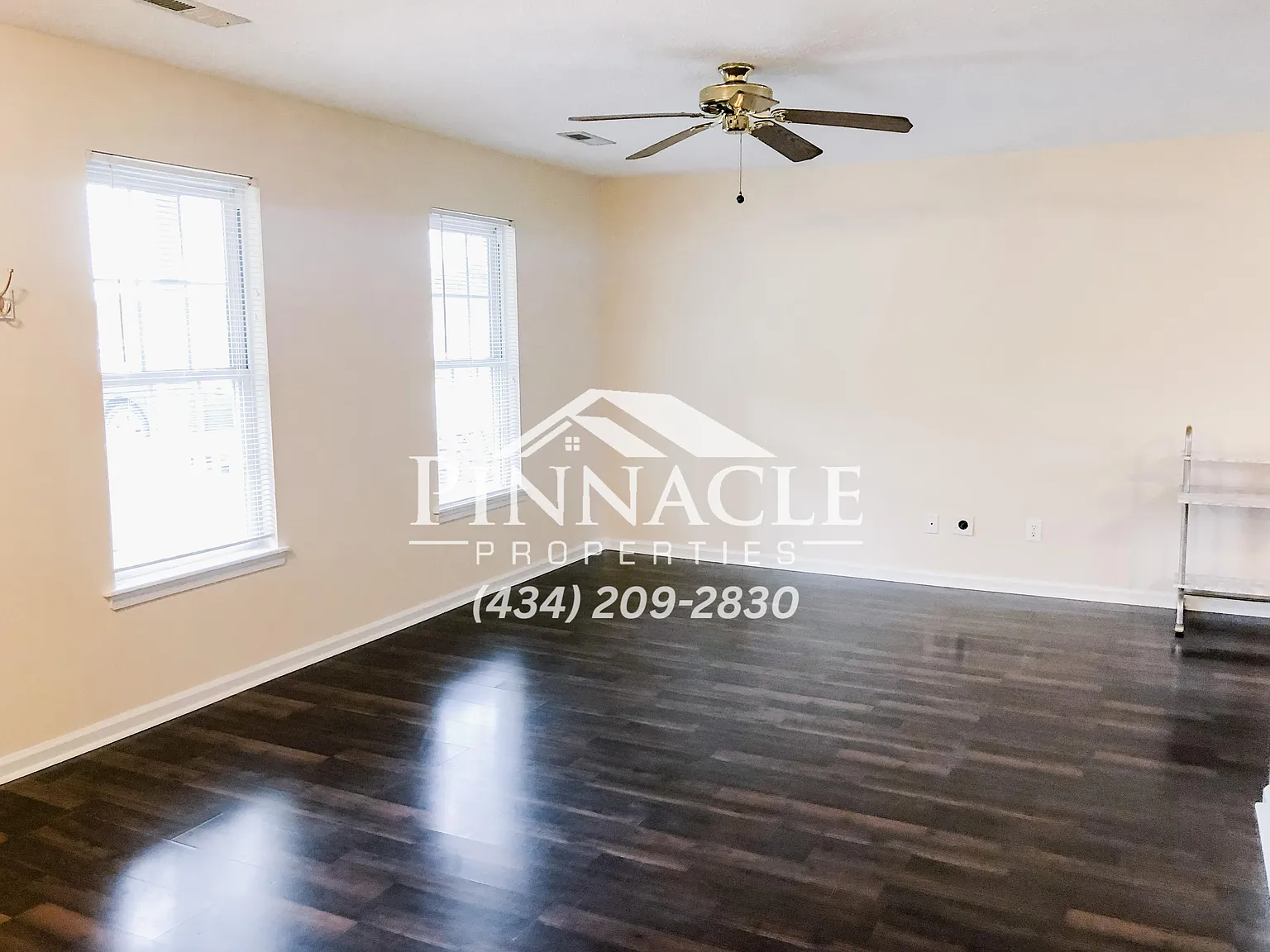 3 bed, 1263 sqft, $1,697 — Photo 3