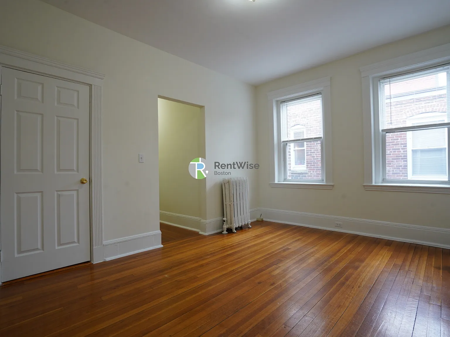 1 bed, 1.0 bath, $2,300 — Photo 1