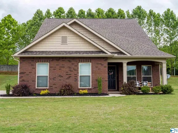 115 Maggie Bell Ln, Huntsville, AL 35811