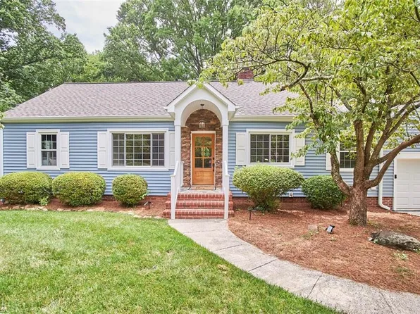 217 Carter Cir, Winston Salem, NC 27106