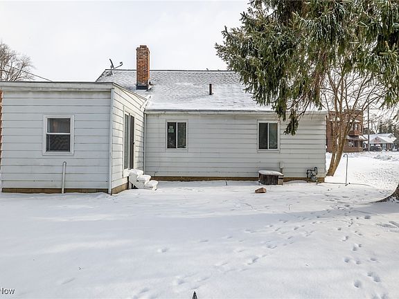 5th image of 4354 W 215th St
