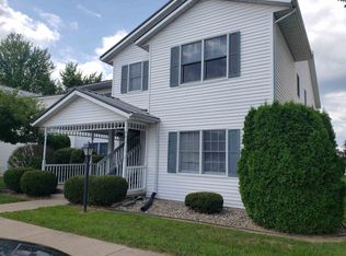 1904 N Sandpiper Dr, Warsaw, IN 46582