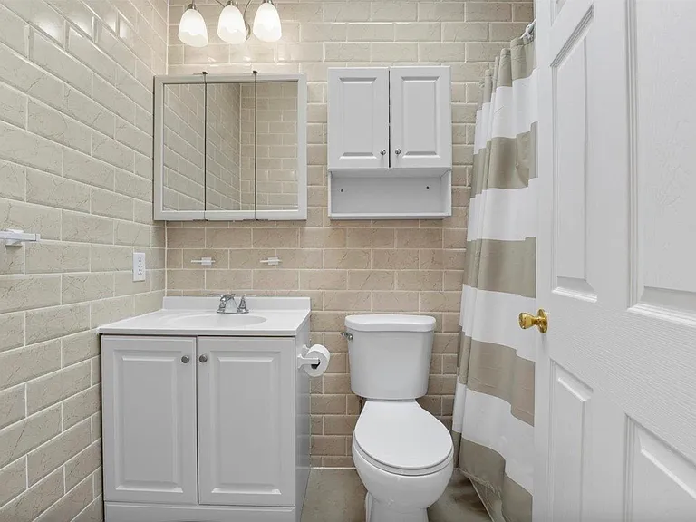 108 Kearney Ave #1 — Photo 17
