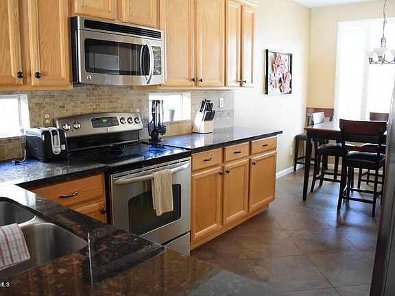 2nd image of 3156 W Whitman Dr