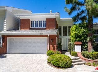 12555 The Vis, Los Angeles, CA 90049