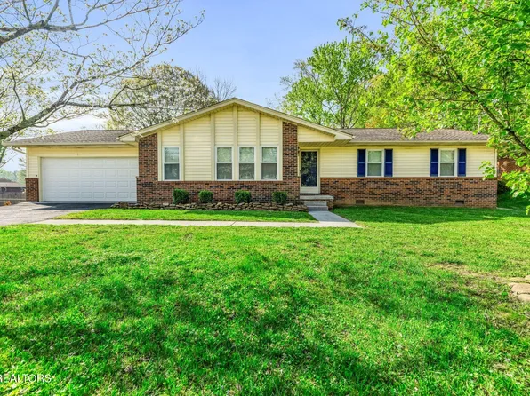 107 Edmonds Dr, Oliver Springs, TN 37840