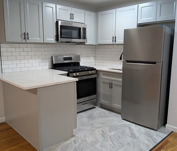 725 Scotland, orange, NJ — Photo 2