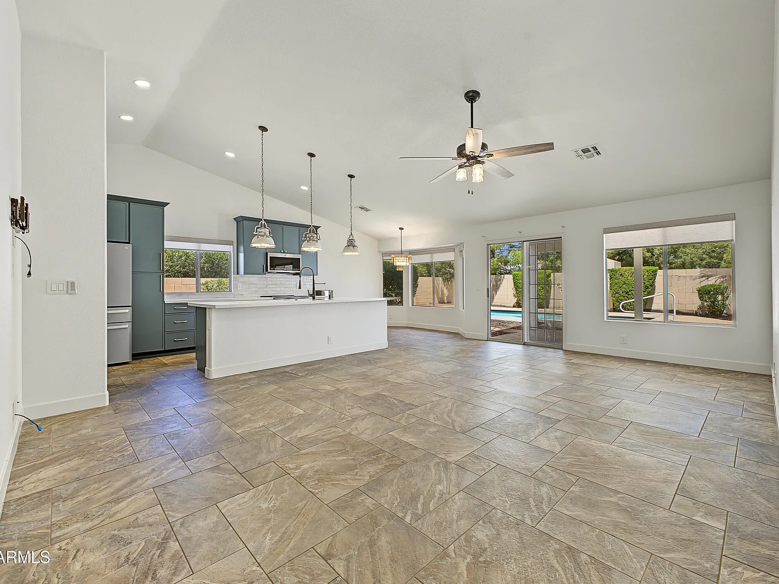 3 bed, 1615 sqft, $2,995 — Photo 1
