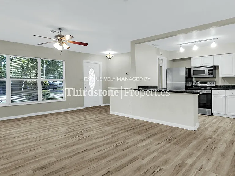 3002 Arthur St #33021 — Photo 3