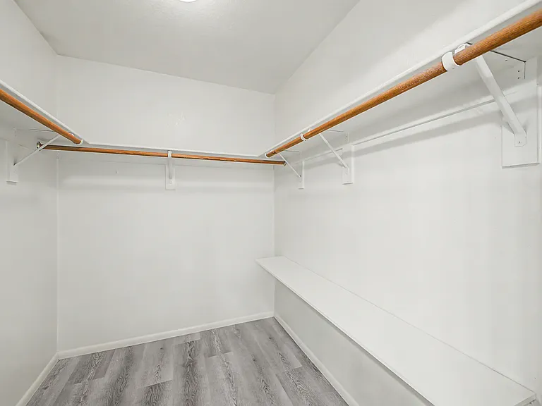 12402 N 41st Ave — Photo 20