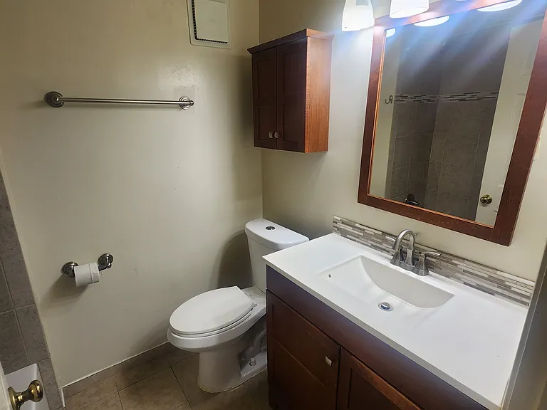 953 Randolph St NW #D — Photo 7