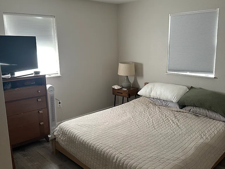 16 Singletree Ln — Photo 4