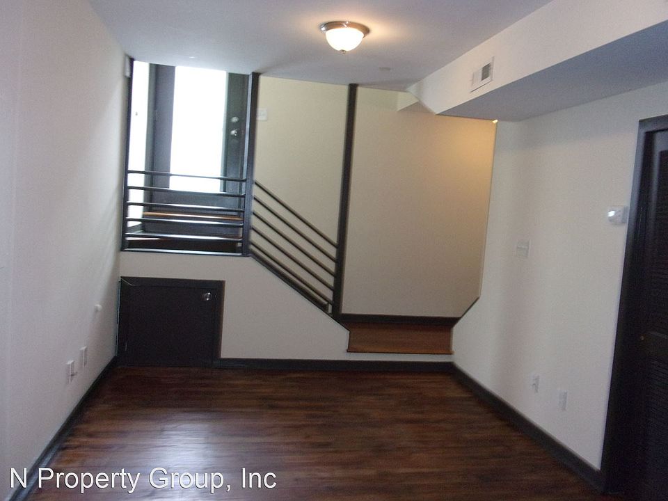 1st image of 1710 Arlington St #10219932