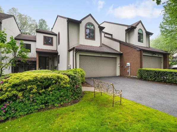 42 Brookridge Road, New Rochelle, NY 10804