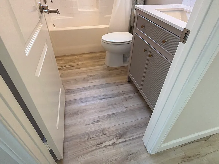 10302 Oldham Ln — Photo 15