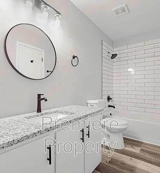 3910 E 123rd Ter #B — Photo 5