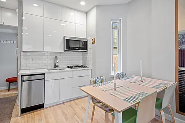 Sold by Hauseit LLC