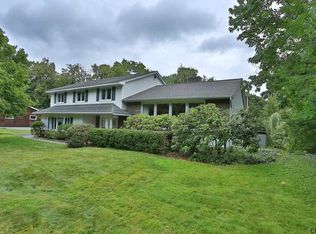 1344 Stanley Ln, Niskayuna, NY 12309