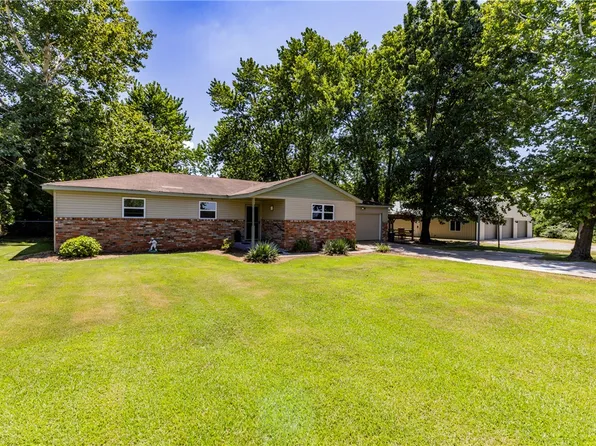 1200 W Morsani Dr, Rogers, AR 72756