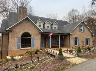 3609 Shacktown Rd, Yadkinville, NC 27055