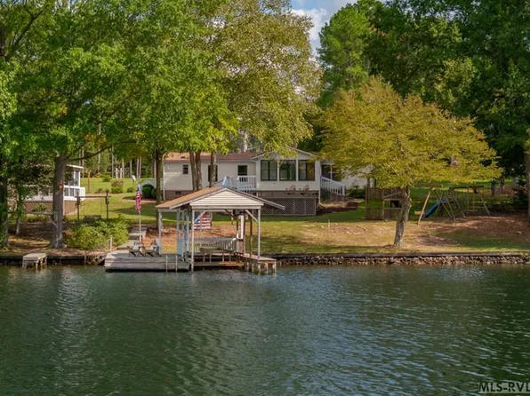 654 Paradise Dr, Valentines, VA 23887
