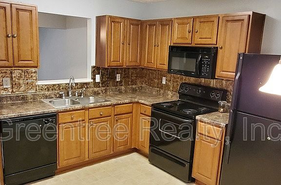 4th image of 8397 Carlington Ln