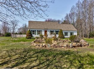 6 Chapman Ln, Kennebunk, ME 04043