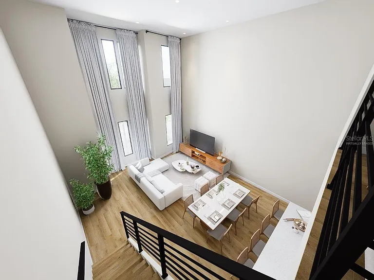544 N Bumby Ave #2 — Photo 8