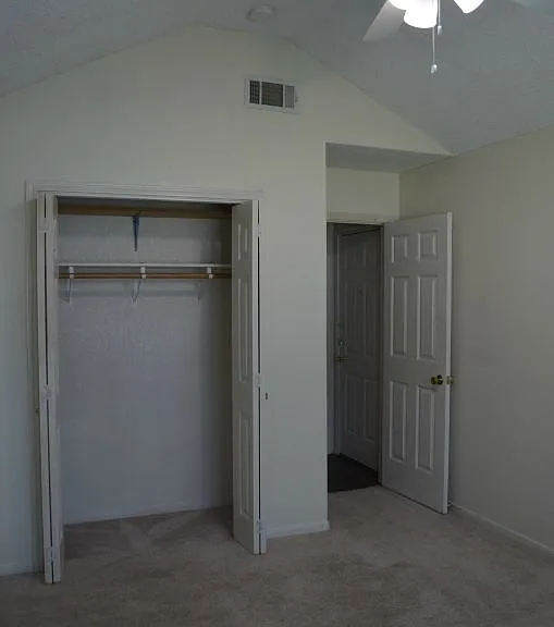 1703 Tanglewood Dr — Photo 26