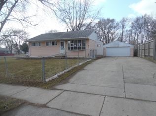 7202 Mildred Rd, Machesney Park, IL 61115