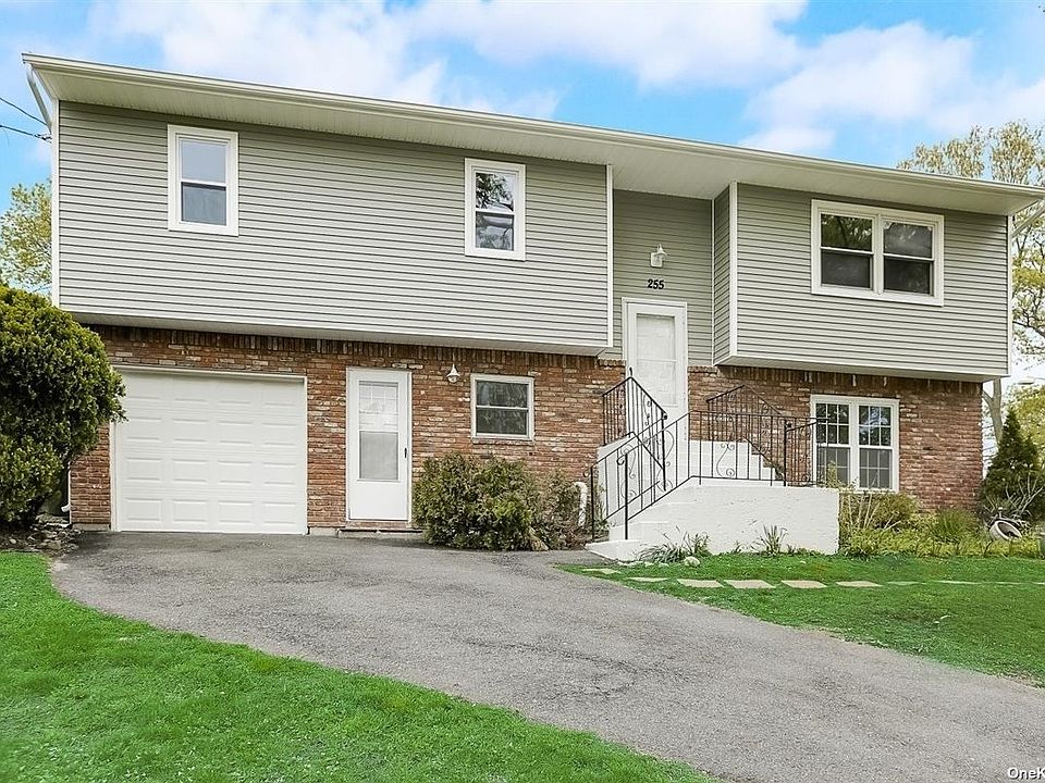 255 Port Avenue, Ronkonkoma, NY 11779 Zillow