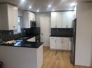 172-17 73rd Ave, Fresh Meadows, NY 11366