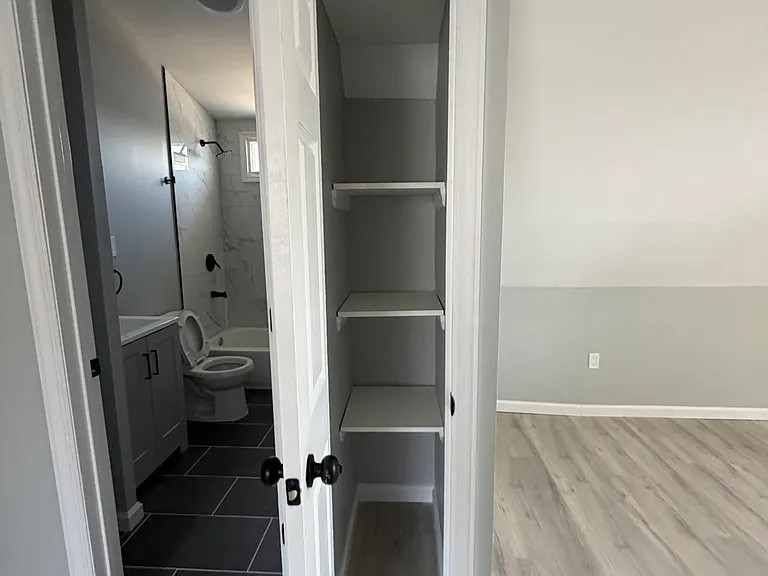 264-2666 Harrison St #3 — Photo 5