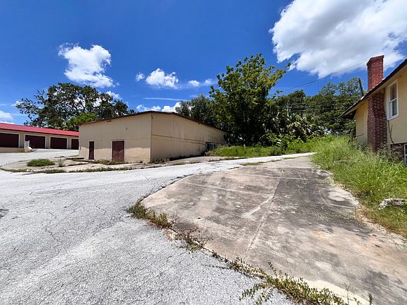4th image of 613 N Dixie Ave #B