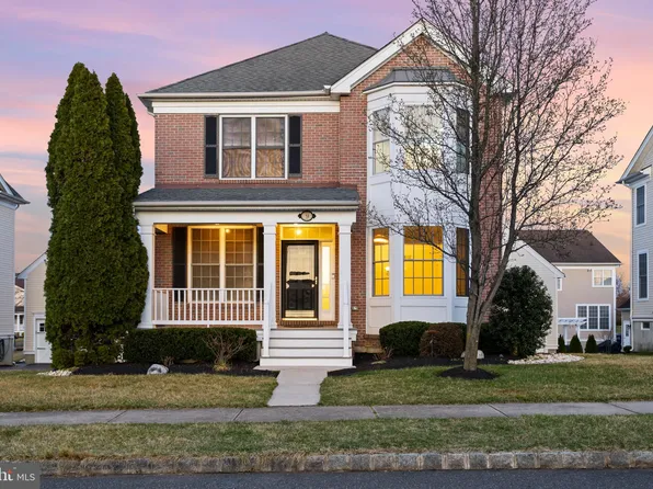 9 Quaker St, Chesterfield, NJ 08515